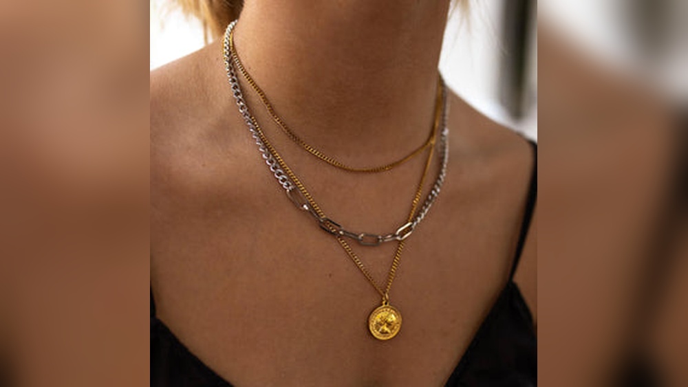 3 Little Birds Necklaces For Your Neck