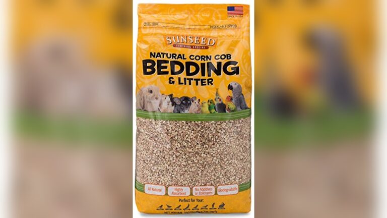 Best Litter for Bird Cage Trays (Dust-Free) to Keep Birds Happy